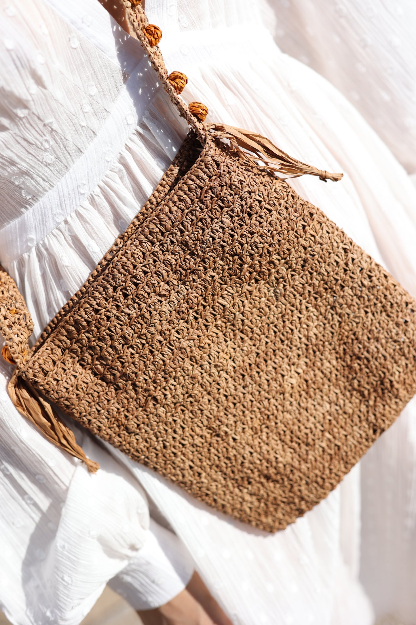 Плетеные сумки из рафии