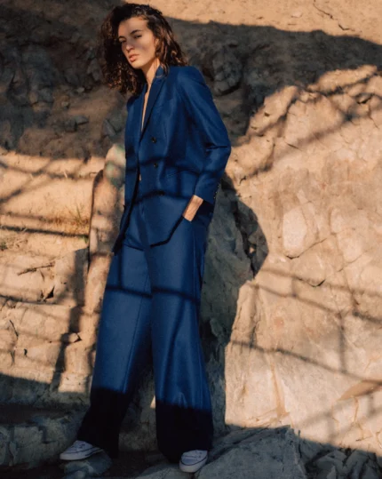 Pleated wide-leg pants